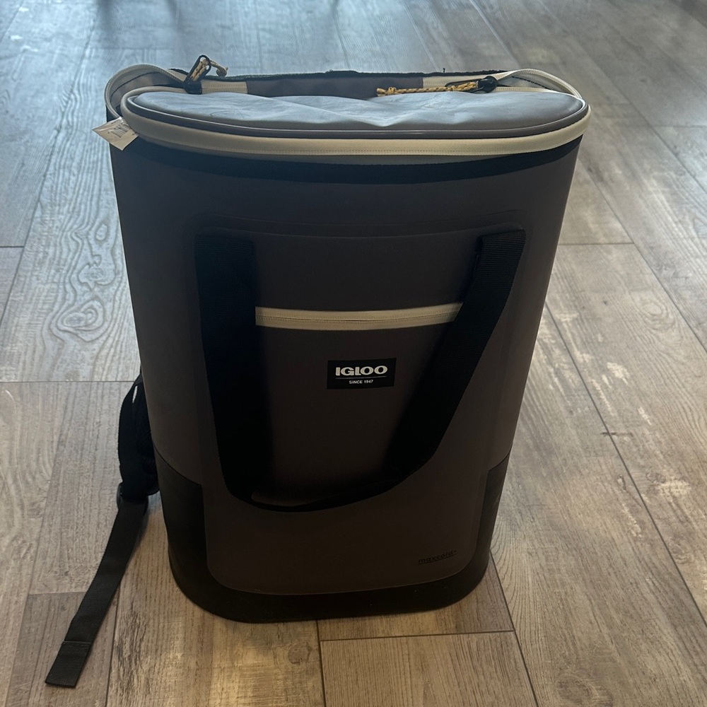 Igloo Gray And Black Backpack Cooler - image 1